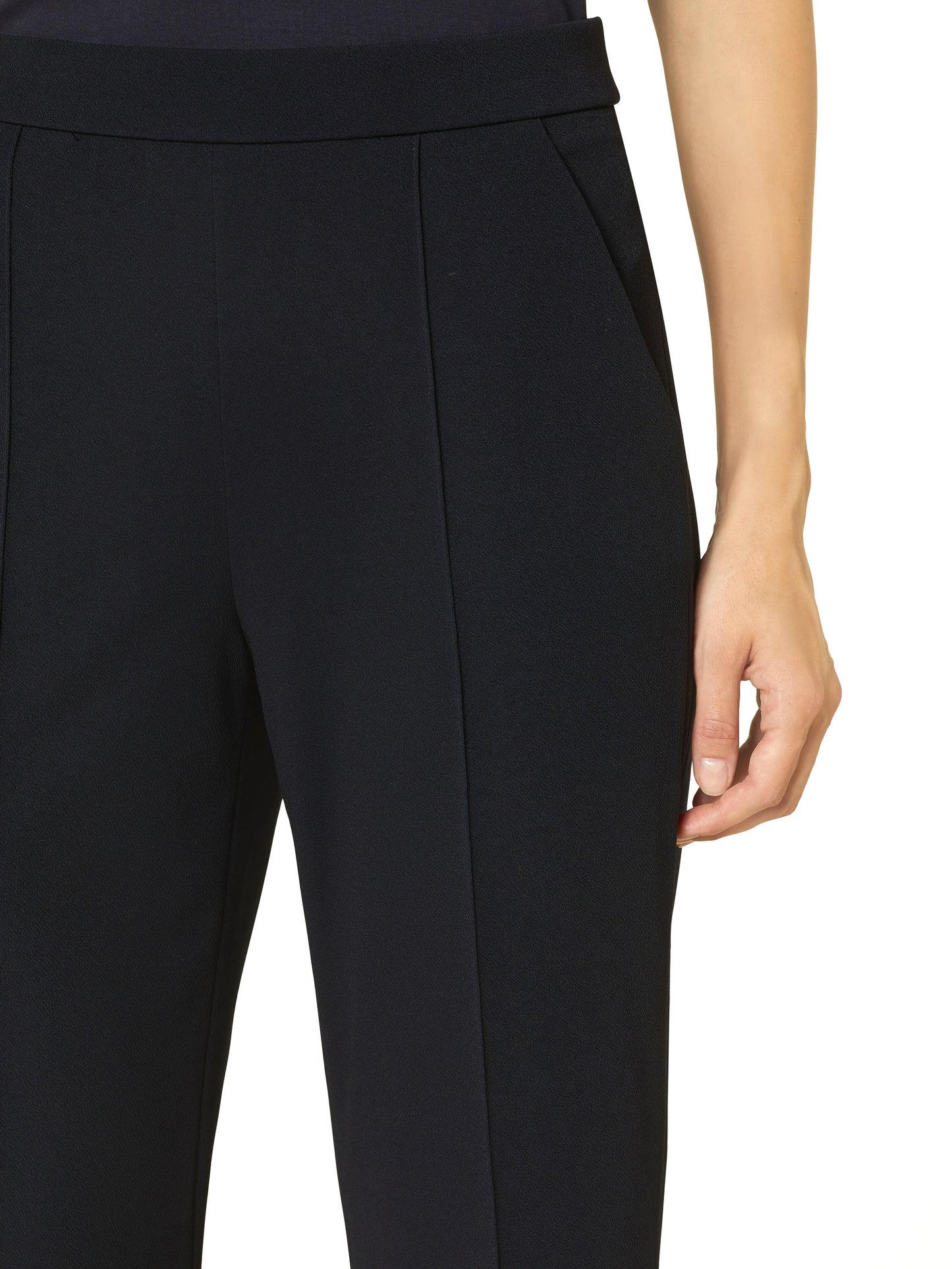 NEW Pull-on Pant – Black - GERRY WEBER